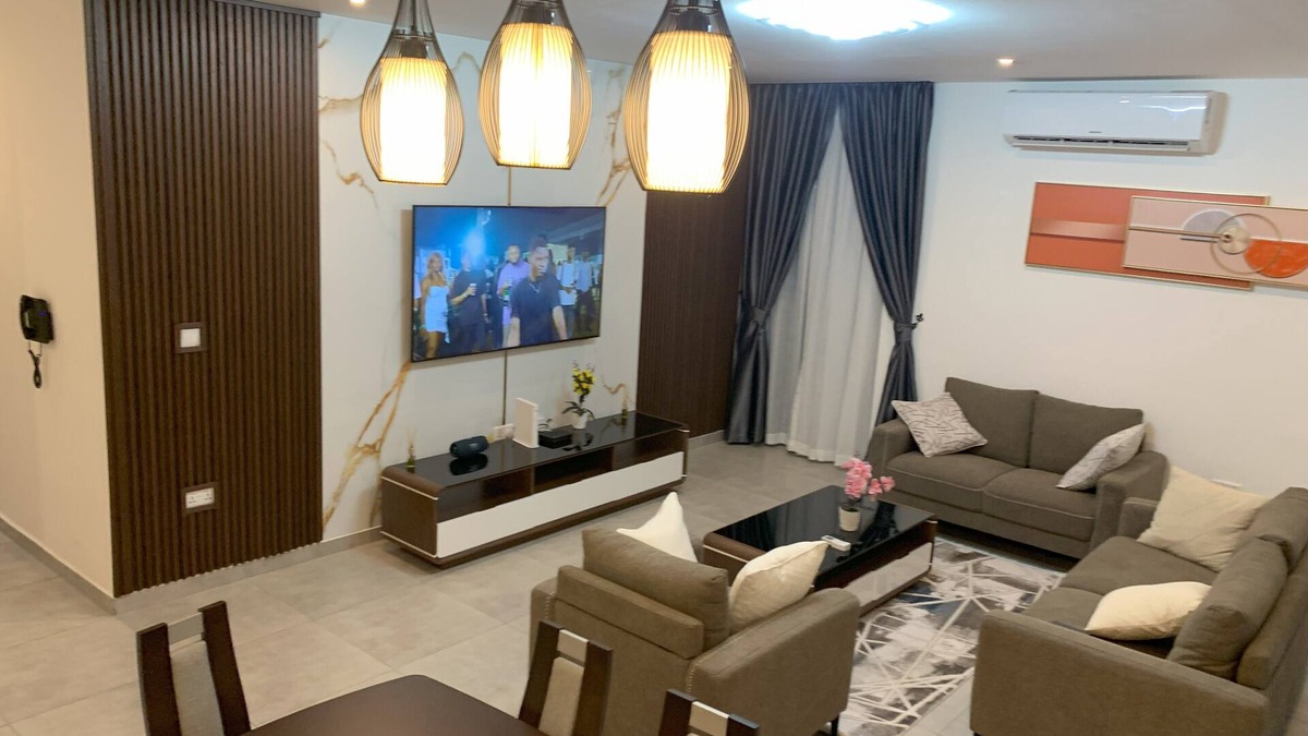 Roman Ridge Apartment | Nova luxe 2 Bed Executive Stay