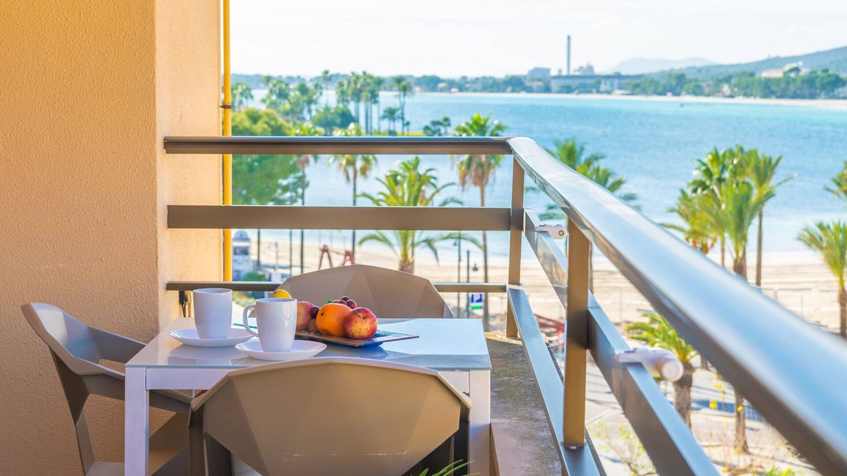 Alcudia House | NOVI - Apartment with sea views in Port d'Alcudia.