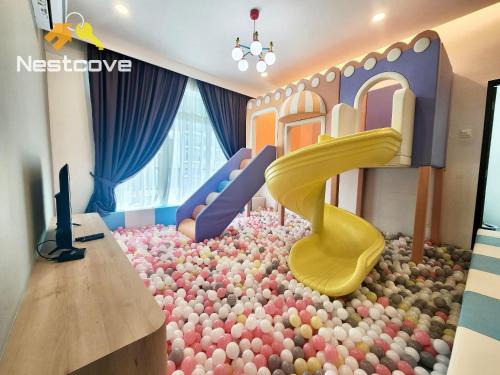 Malacca City Apartment | Novo 8 FunStay Kids Playground By Nestcove