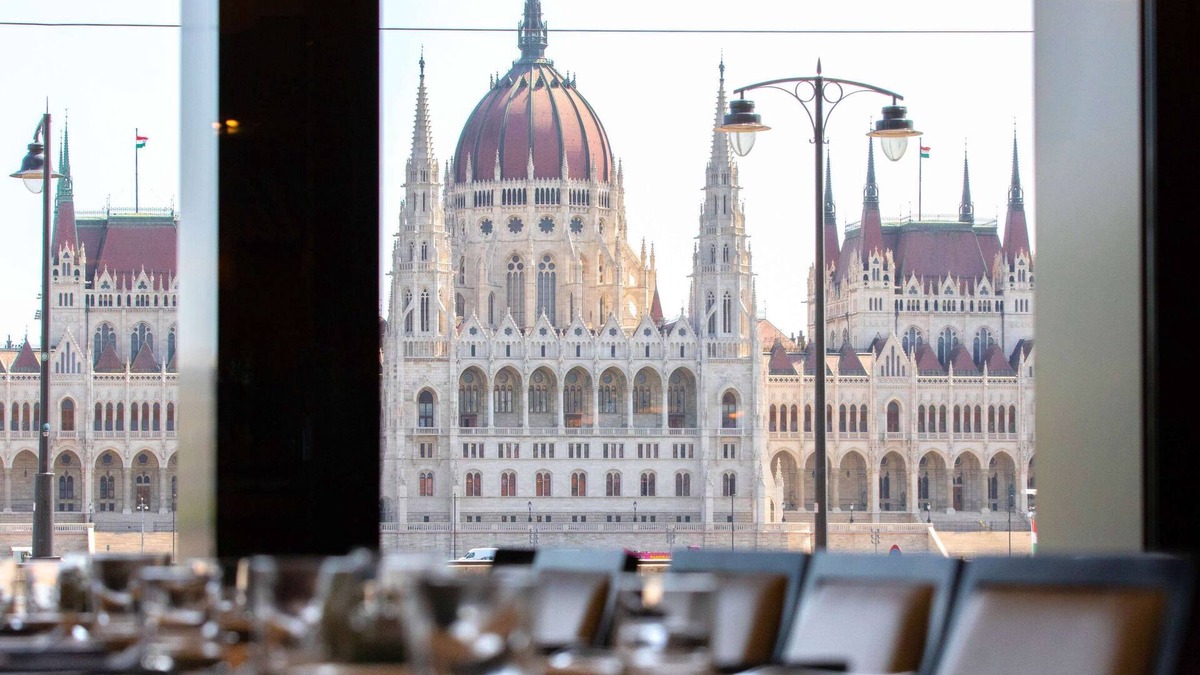 Vizivaros Hotel | Novotel Budapest Danube