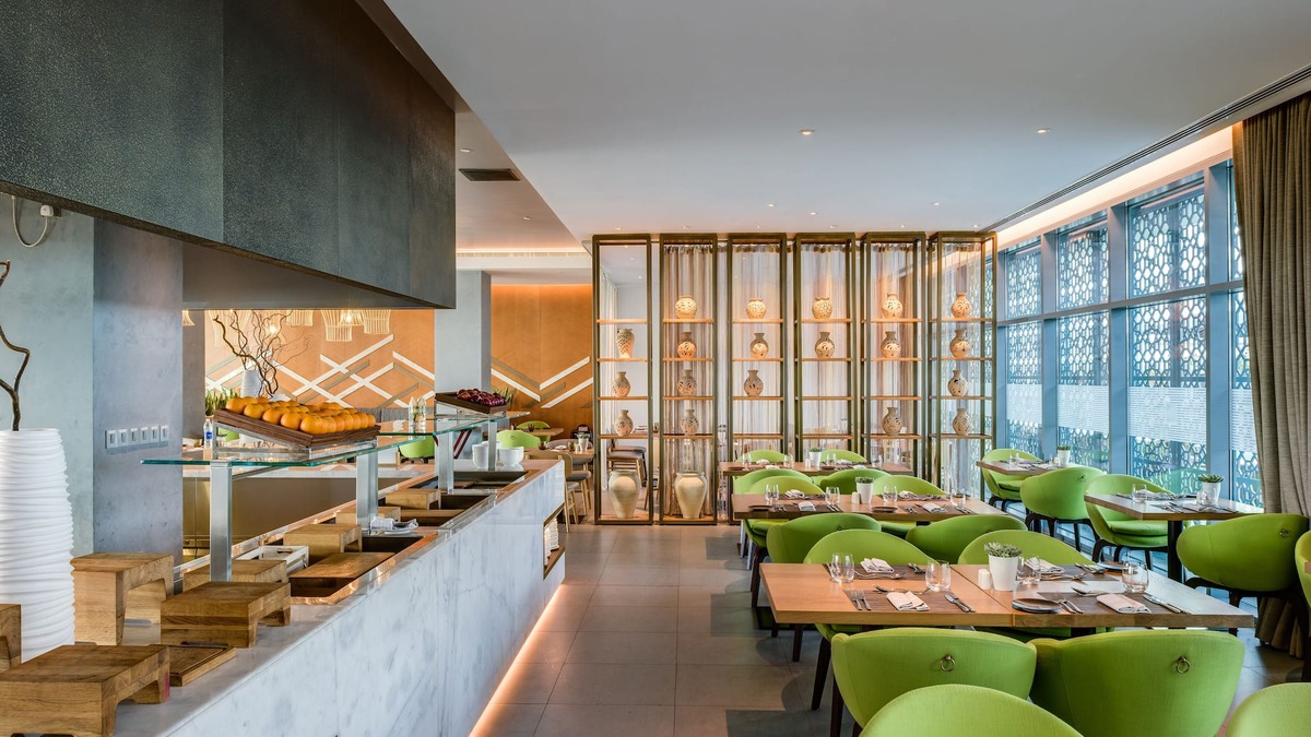 Muscat Hotel | Novotel Muscat Airport