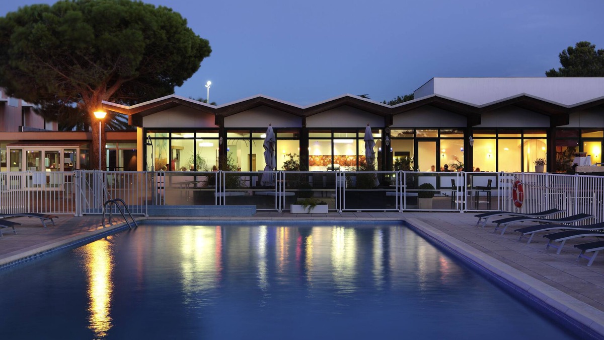 Rivesaltes Hotel | Novotel Perpignan Nord Rivesaltes