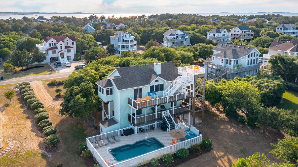 Whalehead Beach House | Now Booking 2026! Short Walk to Beach & Restaurants! Hot Tub, Elevator, Arcade!