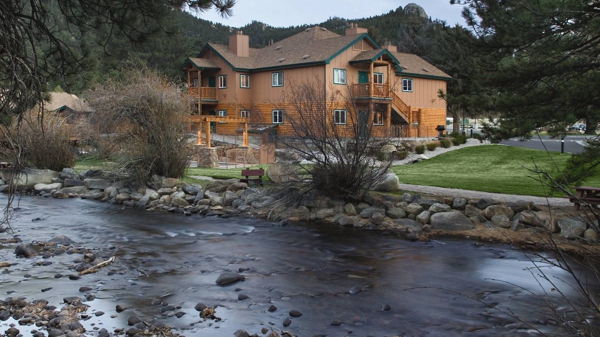Estes Park Resort | Now we are talking … ESTES!
