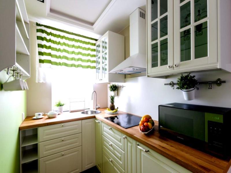 Tomaszow Mazowiecki Apartment | Nr 3 EUROPA22 Standard Apartament CENTRUM MIASTA Tomaszowa Mazowieckiego obok SZPITAL i ARENA LODOWA z wanną i bezpłatnym parkingiem NETFLIX MAX FREE Wielki słoneczny balkon Expresowe Łatwe Zameldowanie
