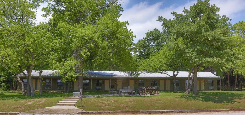 Decatur House | NRS Event Center & Guest Ranch