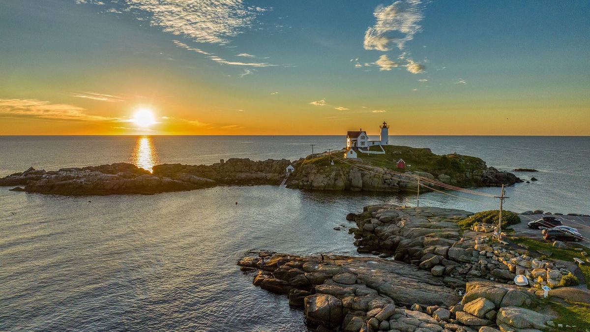 York Beach Cottage | NUBBLE LIGHT VIEWS