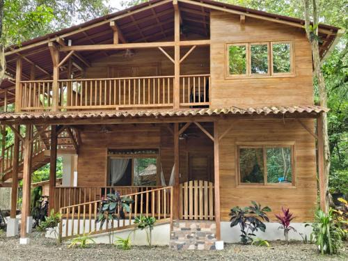 San Vicente House | Nueva Tierra