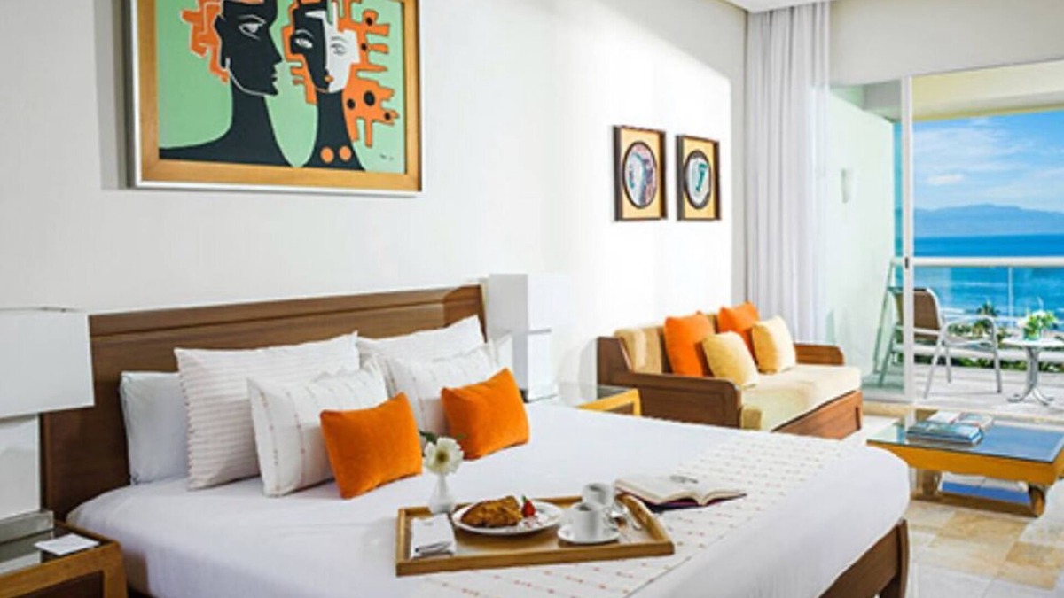 Bajio Apartment | NUEVO NAYARIT-VALLARTA FAB 2 BED/3 BA TERRACE DIPPING POOL SLEEPS 6 HUGE KITCHEN