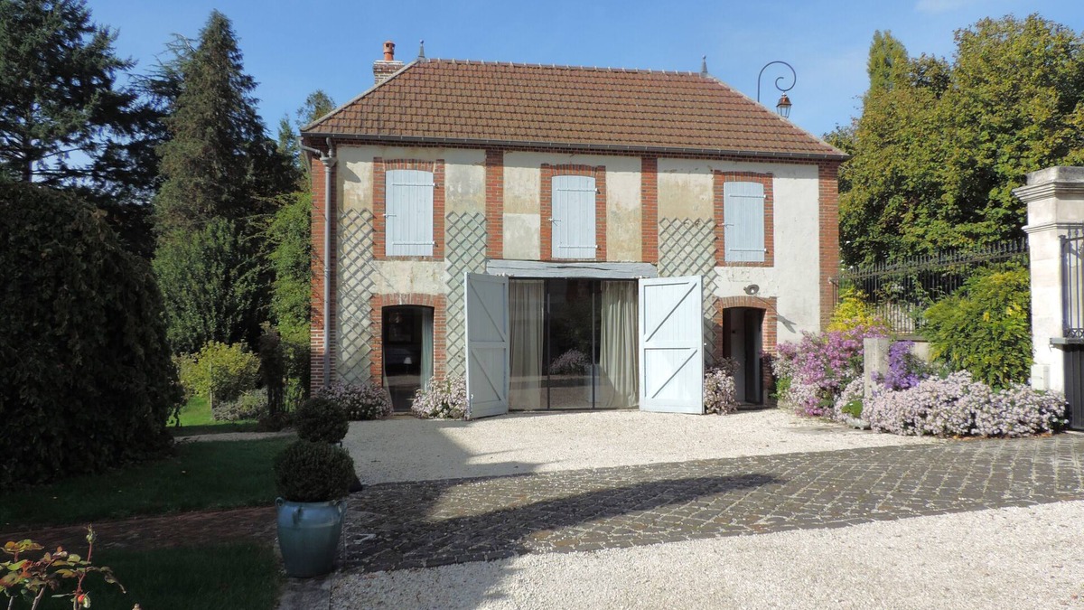 Toucy House | Number 1, little house in Puisaye