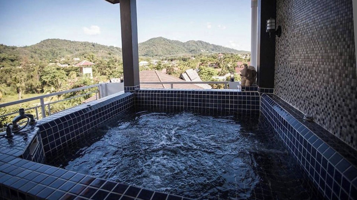 Nai Harn Hotel | Number 4 Phuket