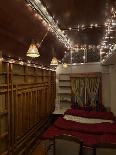 Laitumkhrah House | Nupurs BnB