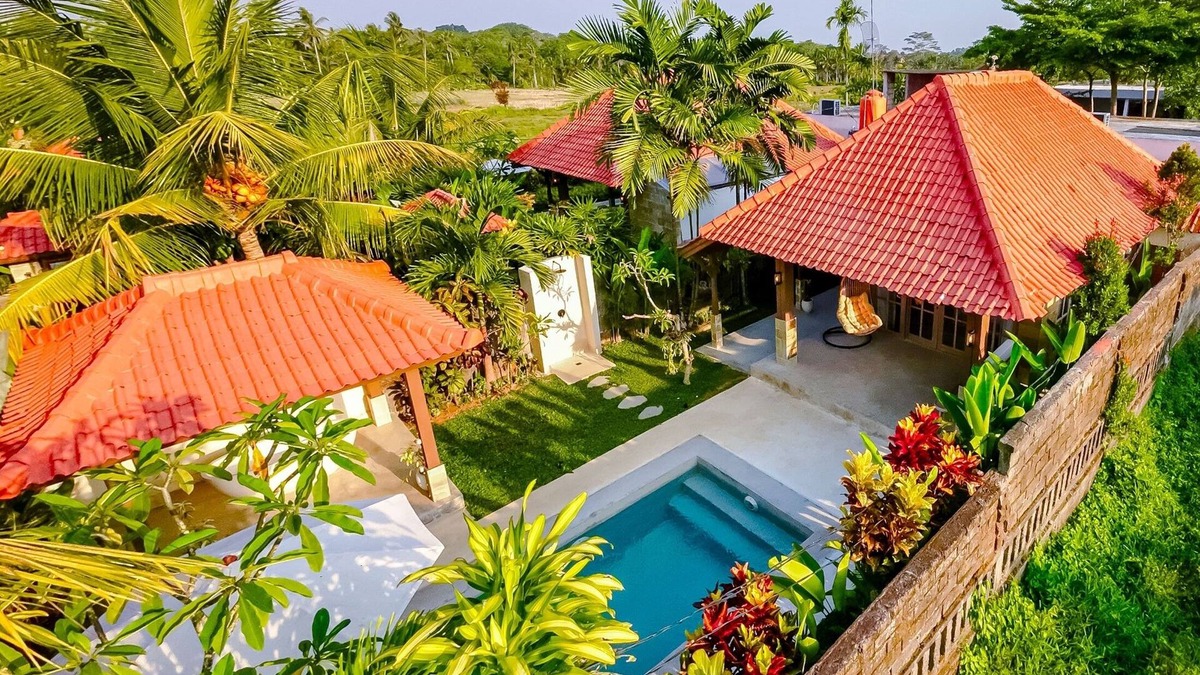 Ubud Villa | Nyaman Villa 1 by EVDEkimi – romantic escape among rice fields w/pool, terrace - Long stay extras
