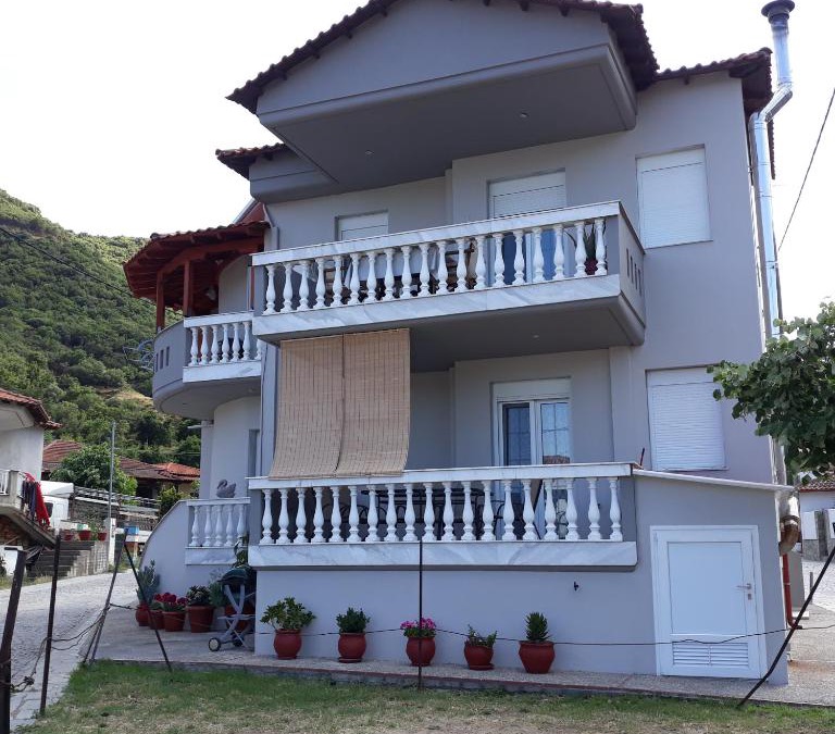 Sithonia Apartment | Nymfes House.