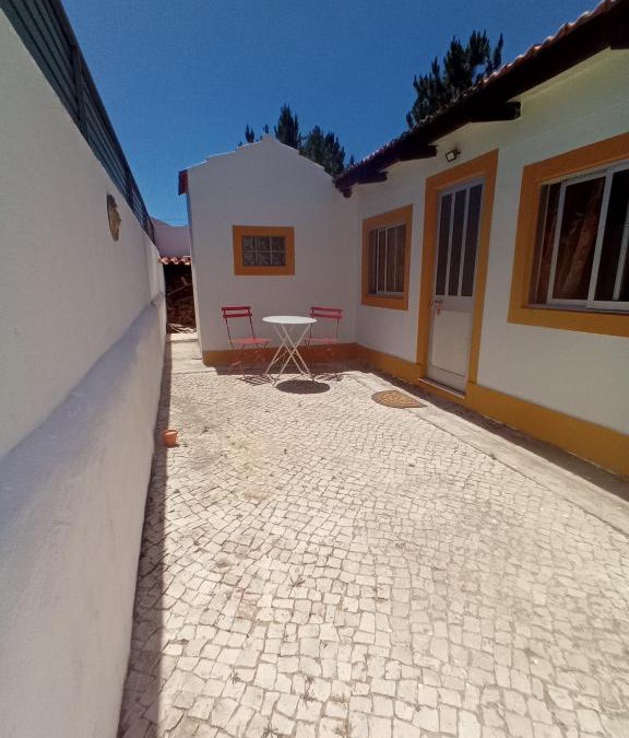 Sao Simao House | O Mundo da Lua - Galinheiro