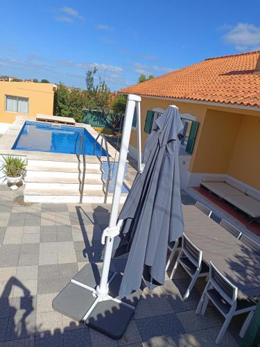 Santarem House | O Nosso Cantinho - Private Property & Pool