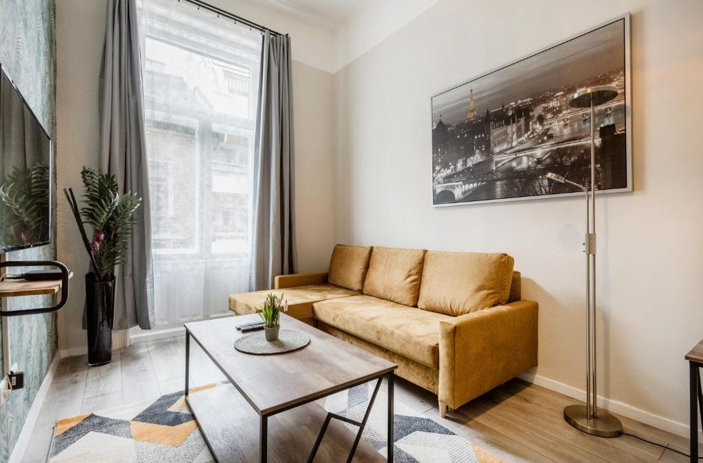 Terezvaros Apartment | Ó Street 3 Bedroom Stylish Apartment