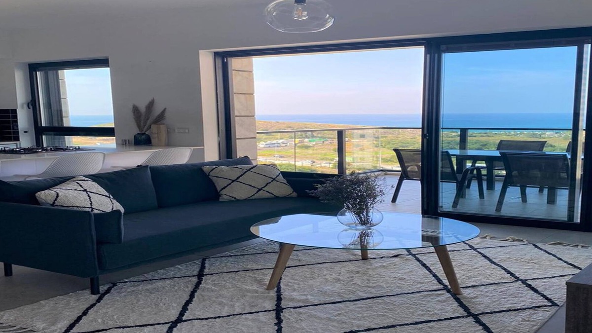 Bat Yam Apartment | Oַ&O Group- Cool & Urban Apt Luxury Tower Sea View
