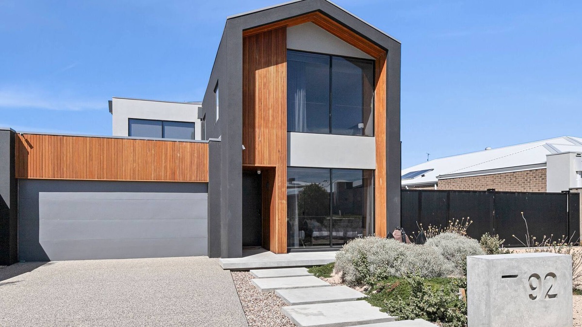 Ocean Grove House | Oak Anchor I Luxury Ocean Grove Retreat