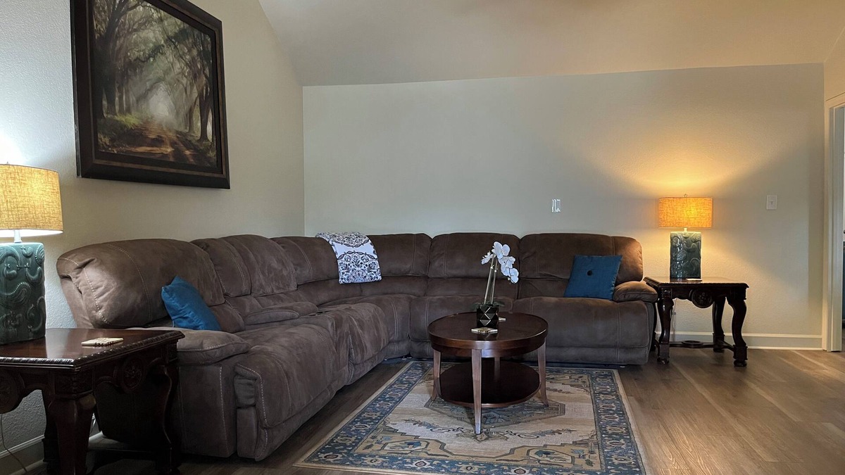 Malbis House | Oak Haven!n