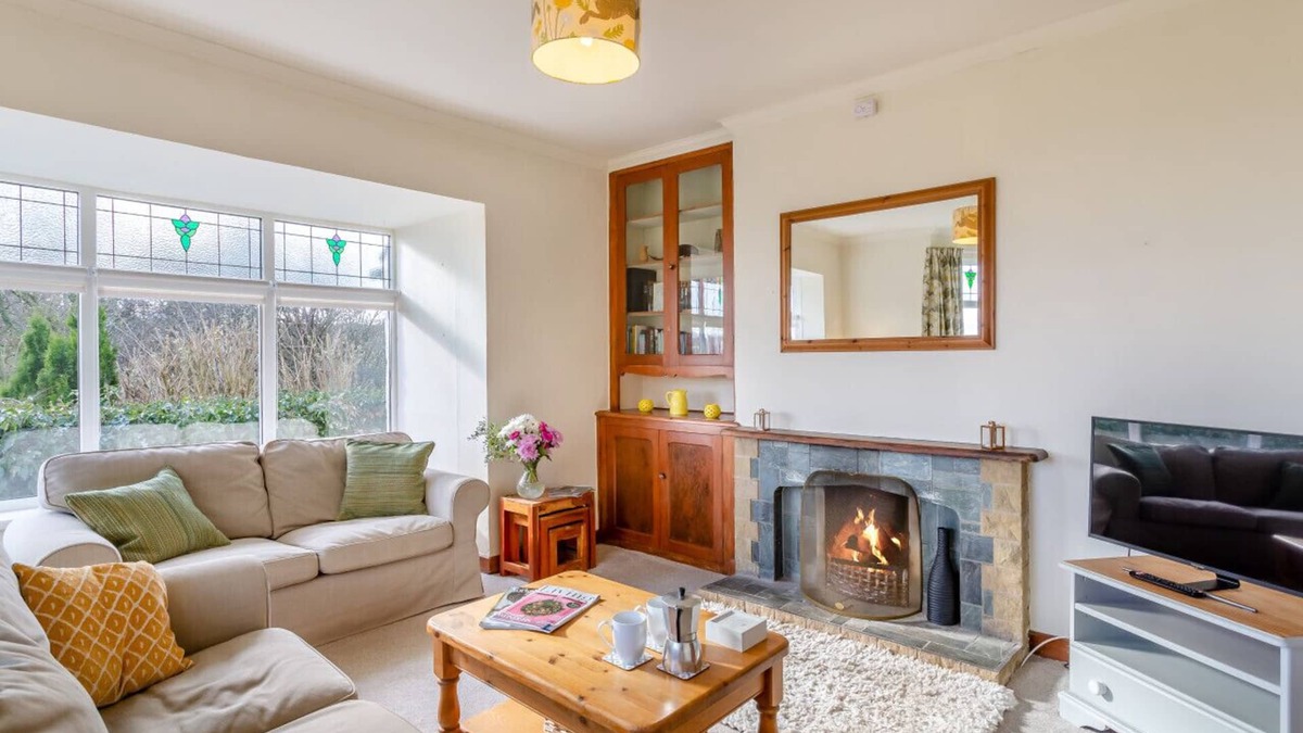 Fourstones Near Bentham House | Oakleigh - Three Bedroom House, Sleeps 4