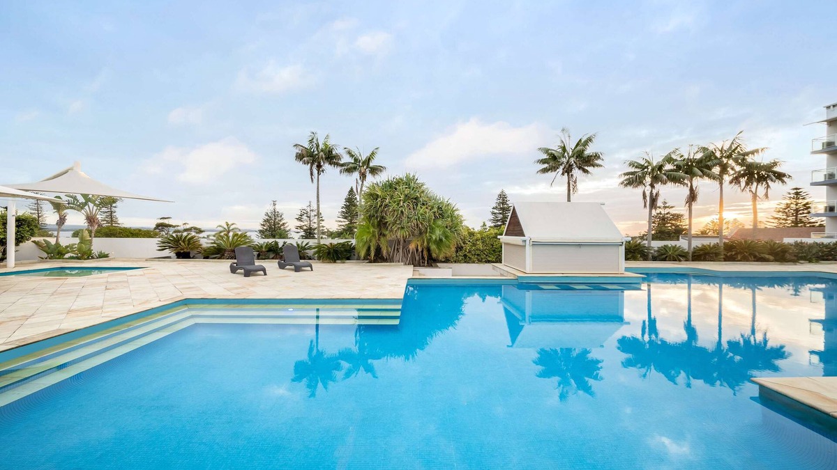 The Entrance Apartment | Oaks The Entrance Waterfront Suites