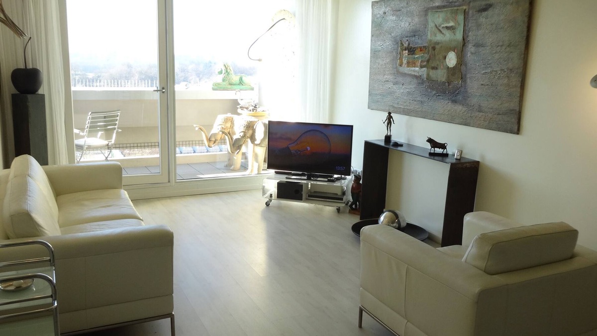 Am Riesenfeld Apartment | Oasis at Olympiapark - quiet 2 room apartment, near center, Oktoberfest, fair