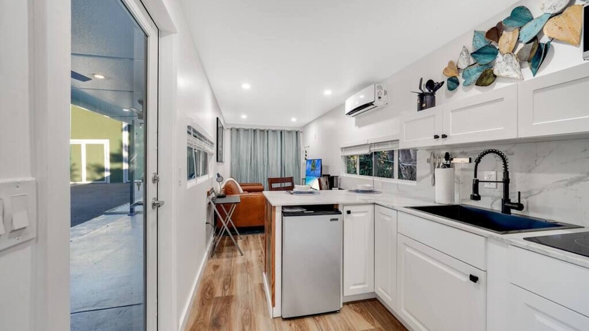 Davie Villa | Oasis Container Home