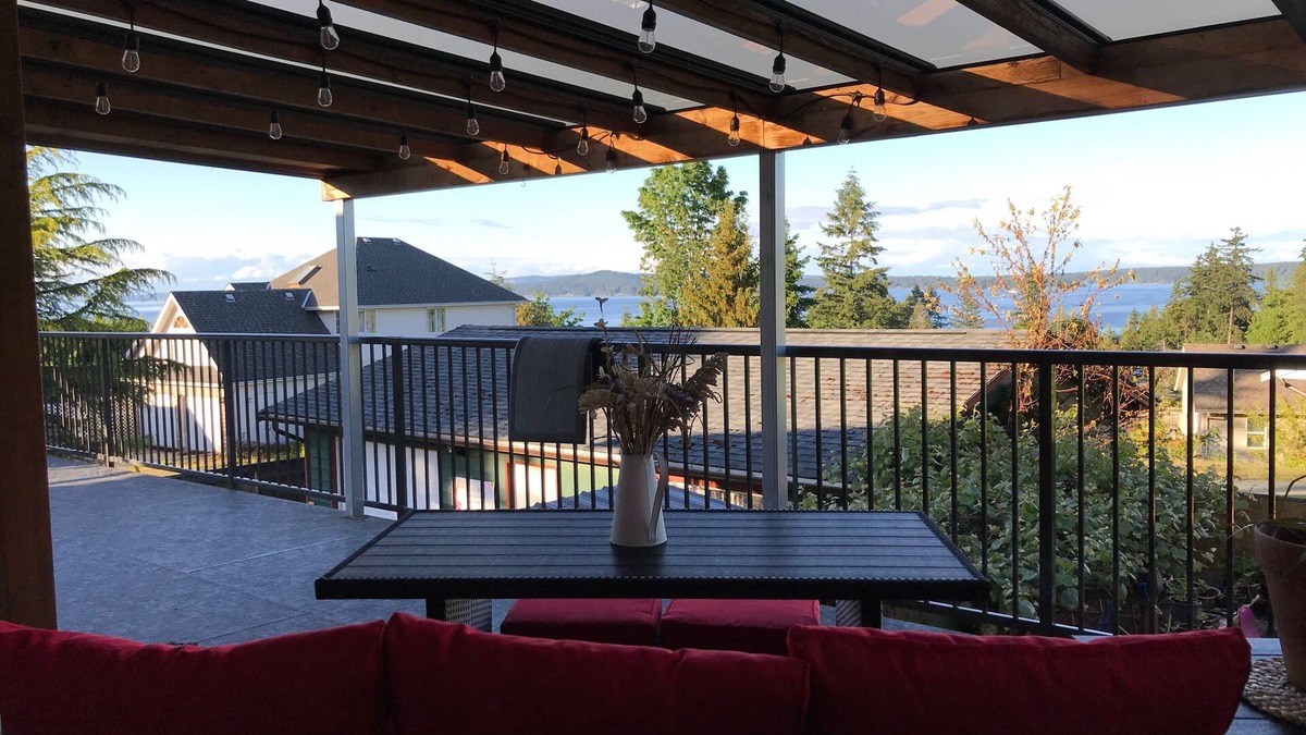 Chemainus House | Oasis in the Cowichan Valley - Oceanview property
