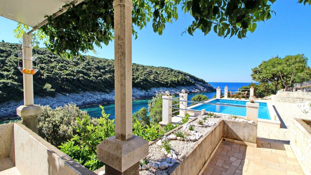 Rasohatica Apartment | Oasis of peace - Two Bedroom Apartment with Pool and Sea View