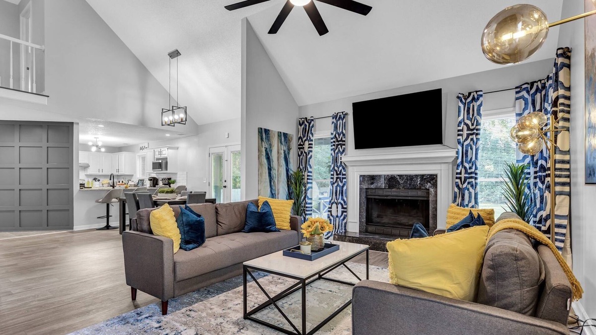 Buford House | Oasis Retreat Near Mall of GA & Chateau Elan