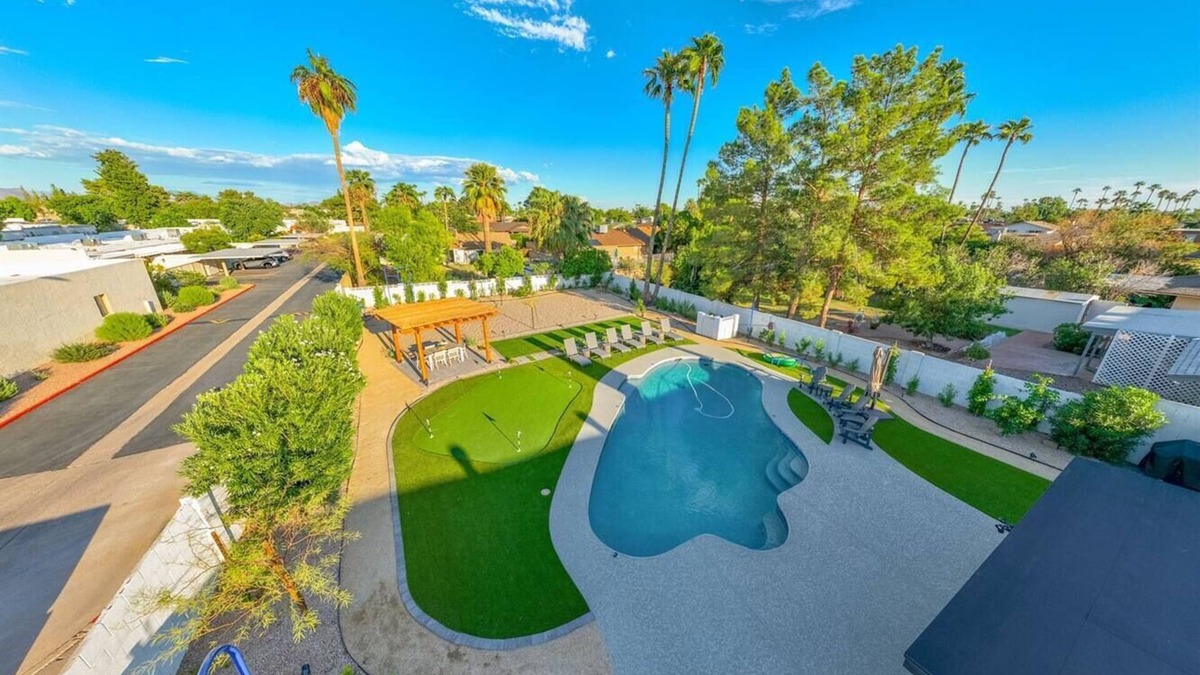 Park Scottsdale 18 Villa | Oasis w Dream Amenities - Pool, Putting, Volley!