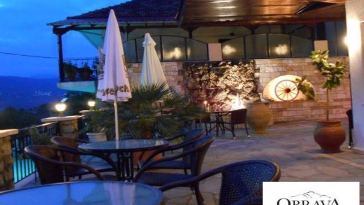 Kotroni Apartment | Obrava Suite Mountain View with fireplace