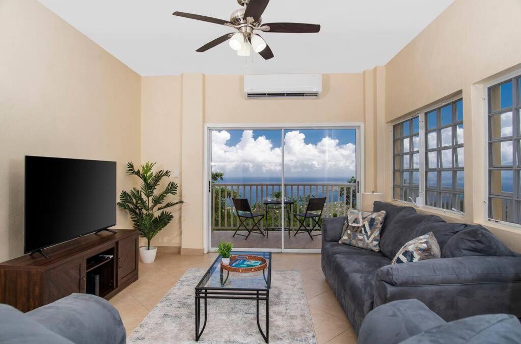 Estate Lerkenlund Apartment | Ocean and Magens Bay View @ NorthStar Escape