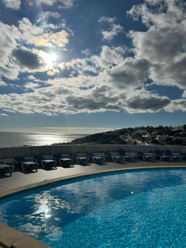 Porto de Mos Apartment | Ocean Apartment by ENDLESS SUN I modern comfort, sea view, wi-fi, parking & rooftop pool