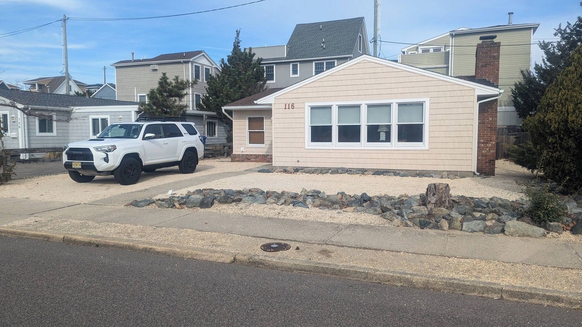 Lavallette House | Ocean Beach Shores Family/Pet Friendly Shore Vacation