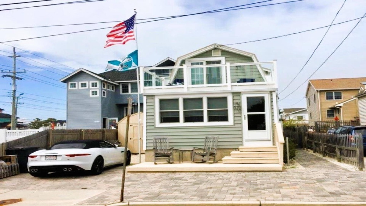 Beach Haven Gardens House | Ocean block Ship Bottom single family home easy beach access
