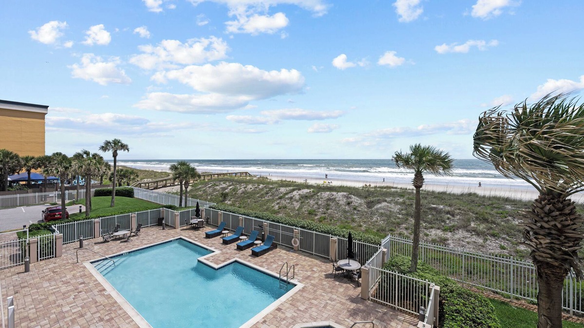 Jacksonville Beach Condo | Ocean Escape Oceanfront Condo