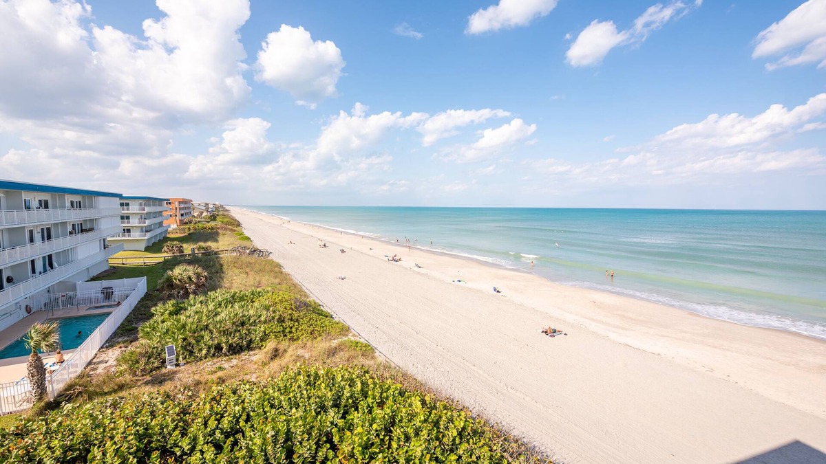 Indian Harbour Beach Condo | Ocean front corner unit with quiet beach