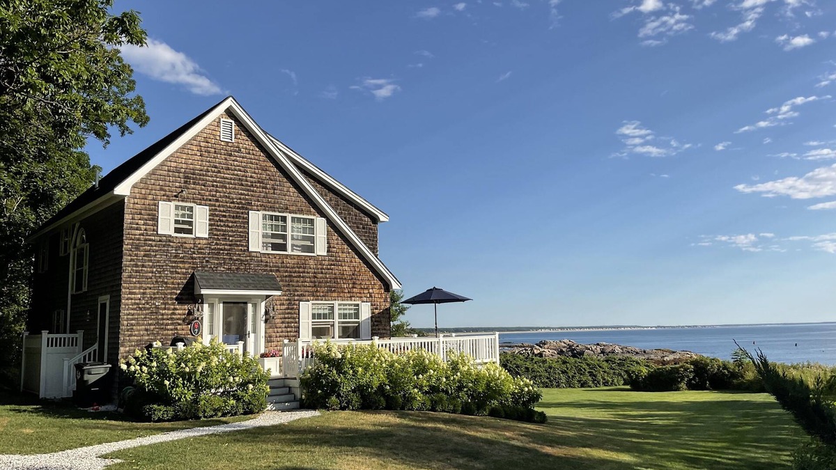 Southern Coast House | Ocean Front Home with Private Beach