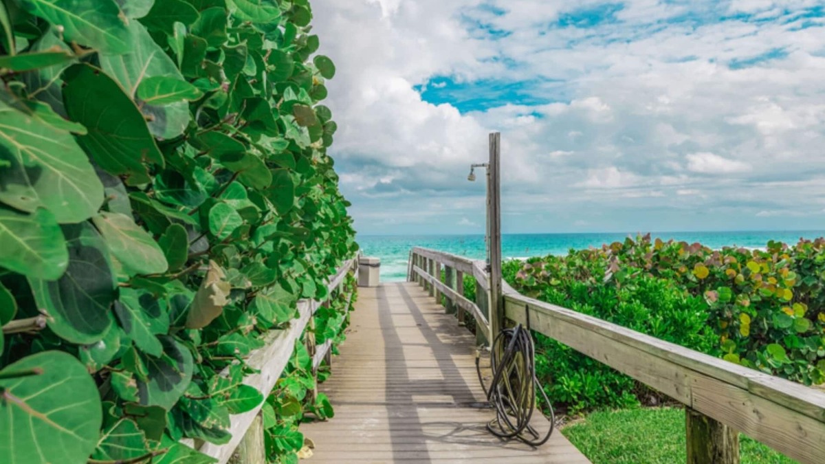 Hutchinson Island South Resort | Ocean Front Two Bedroom Condo, Florida 3454281
