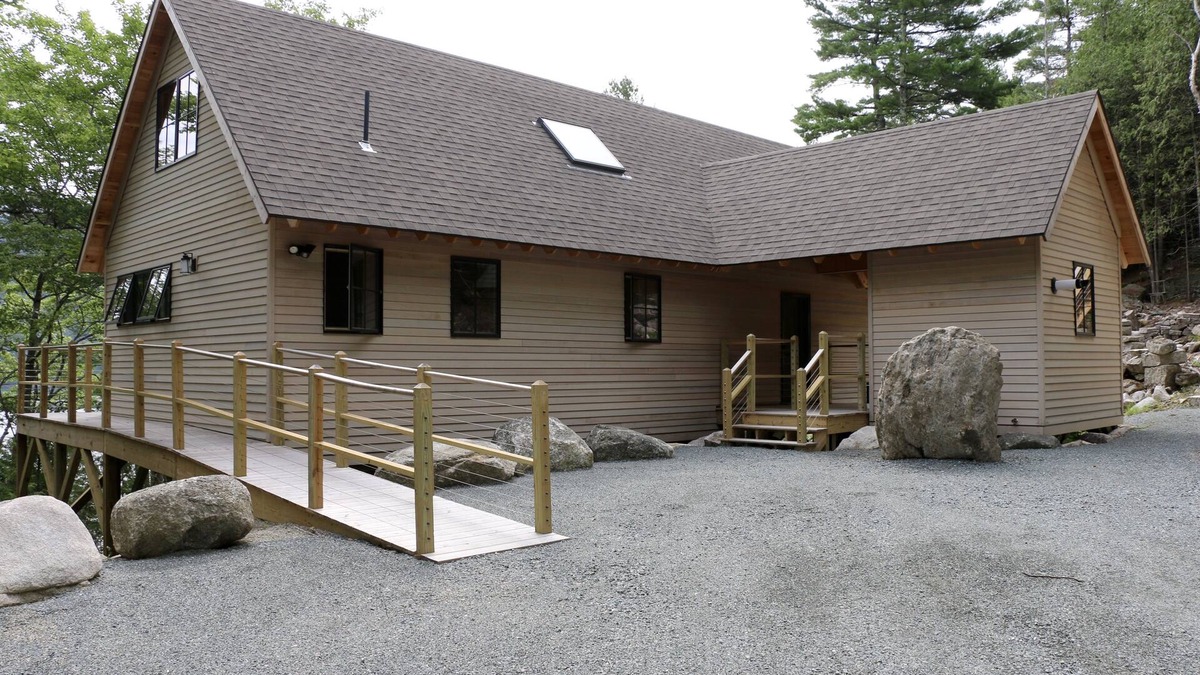 Hall Quarry Cottage | Ocean Front Vacation Retreat Acadia National Park, Bar Harbor