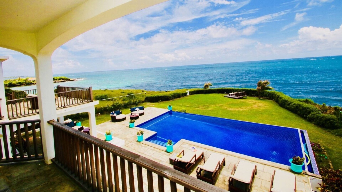 Lance aux Epines Villa | Ocean Front Villa Spectacular Views, Central Location, Restaurants & Beach Close