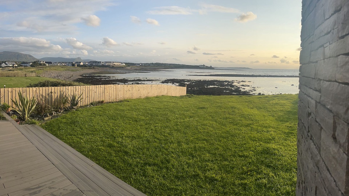 Bundoran House | Ocean fronted stunning location 4 bed house