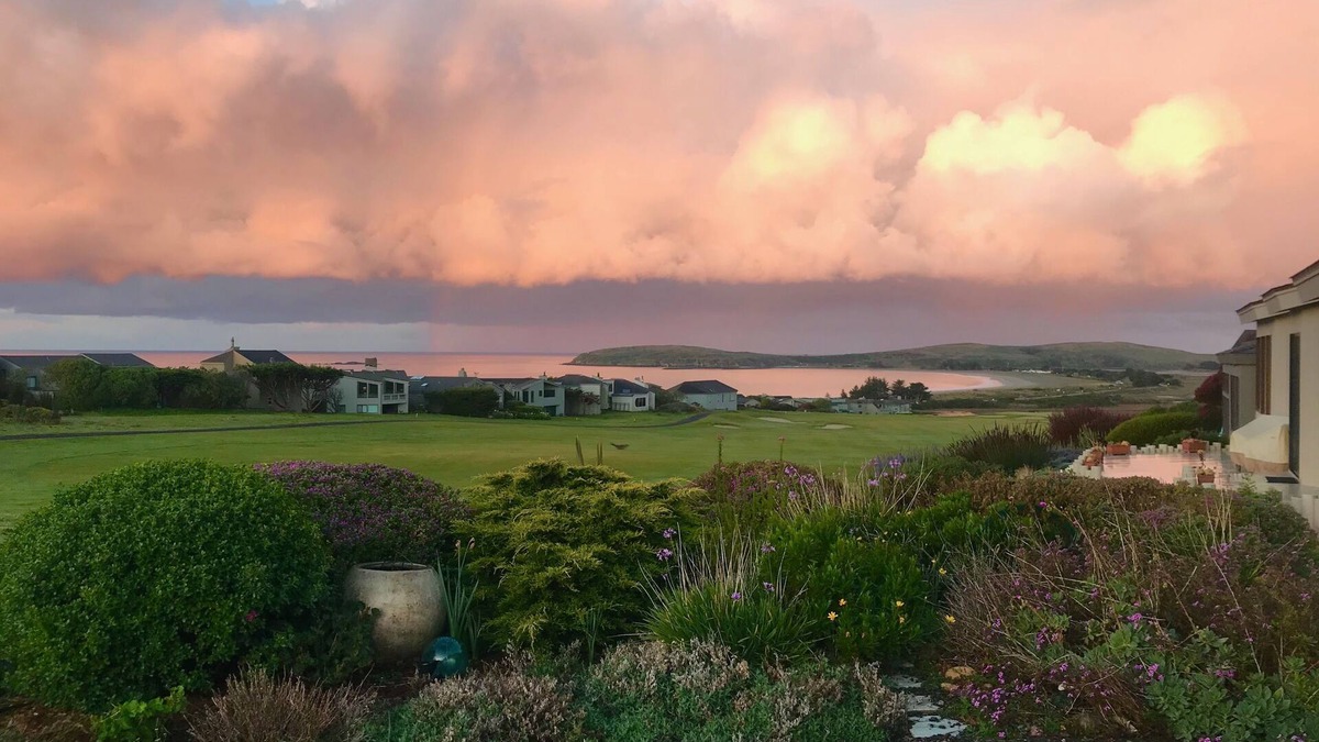 Bodega Bay House | Ocean, Golf course and Mountain Views.Walk 3/4mi to the beach