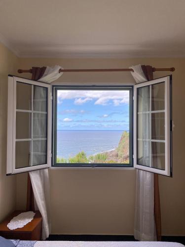 Ponta Delgada House | Ocean Guest House