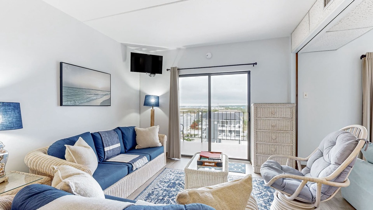 Lewes Condo | Ocean House Condo with beautiful view of the Delaware Bay