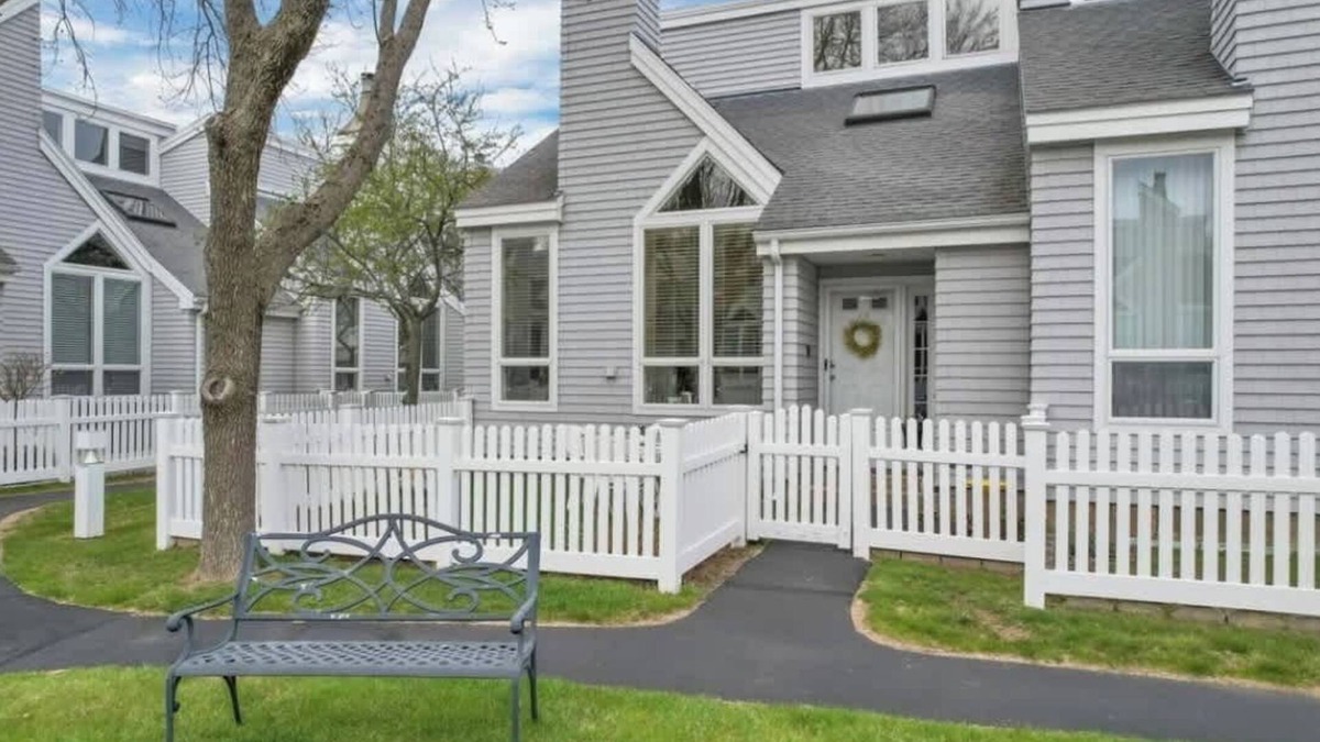 York Beach Condo | Ocean House Townhome