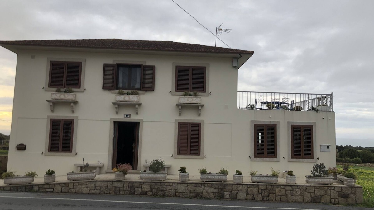 Serans Villa | Ocean & Mountain View & Minutes to Dunas de Corruedo