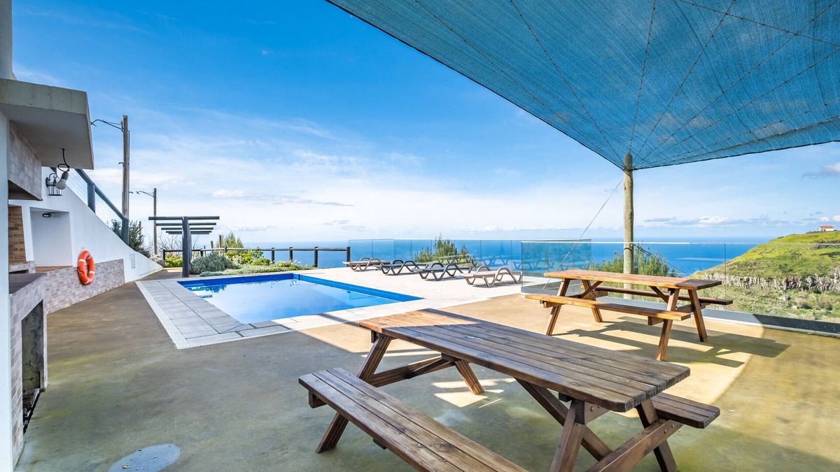 Faja da Ovelha Apartment | Ocean Panorama Apartment 1 by Madeira Sun Travel